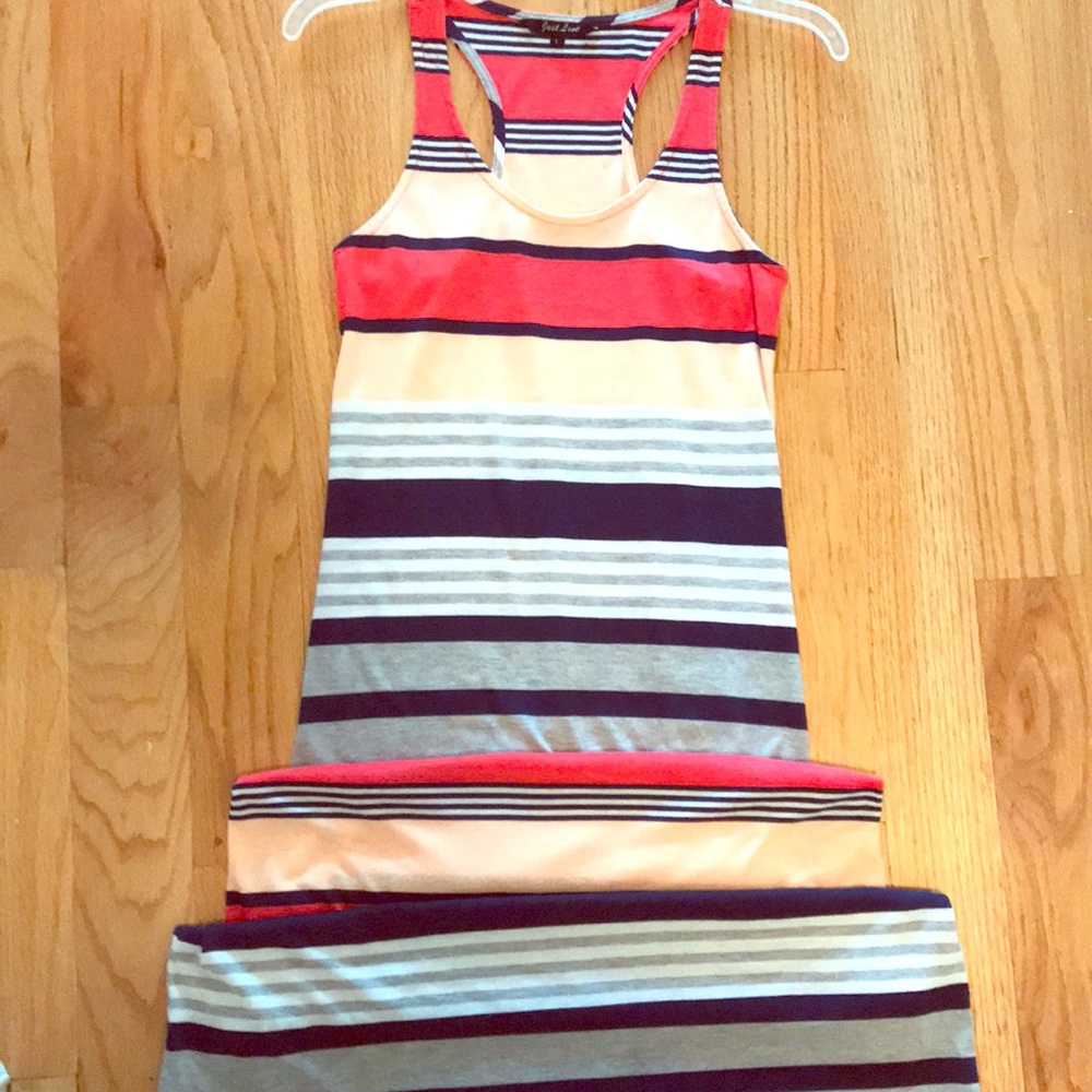 Beautiful coral maxi🧡❤️ dress